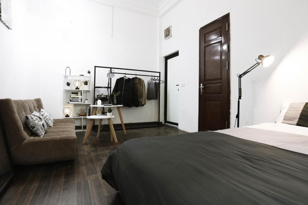 The Eyrie - Homestay In Hanoi Bagian luar foto