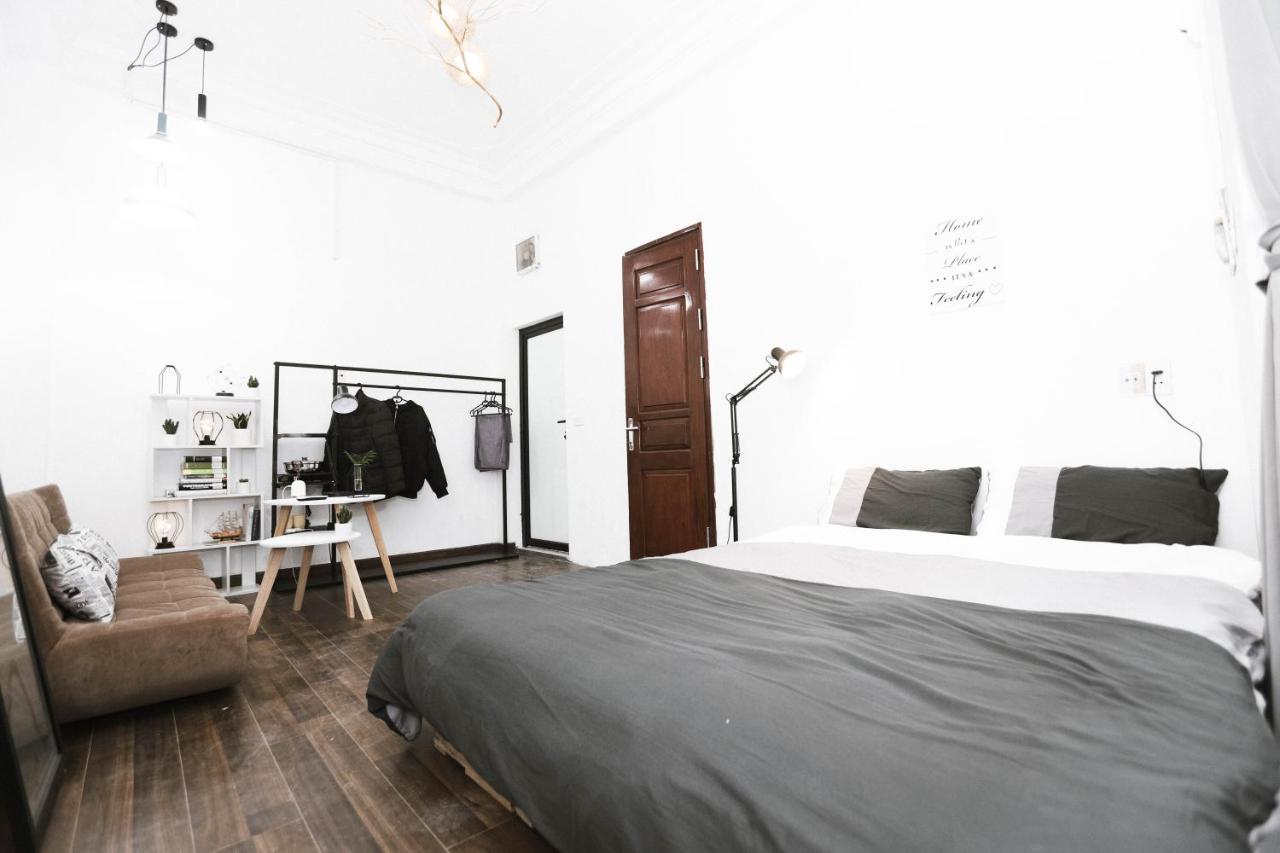 The Eyrie - Homestay In Hanoi Bagian luar foto