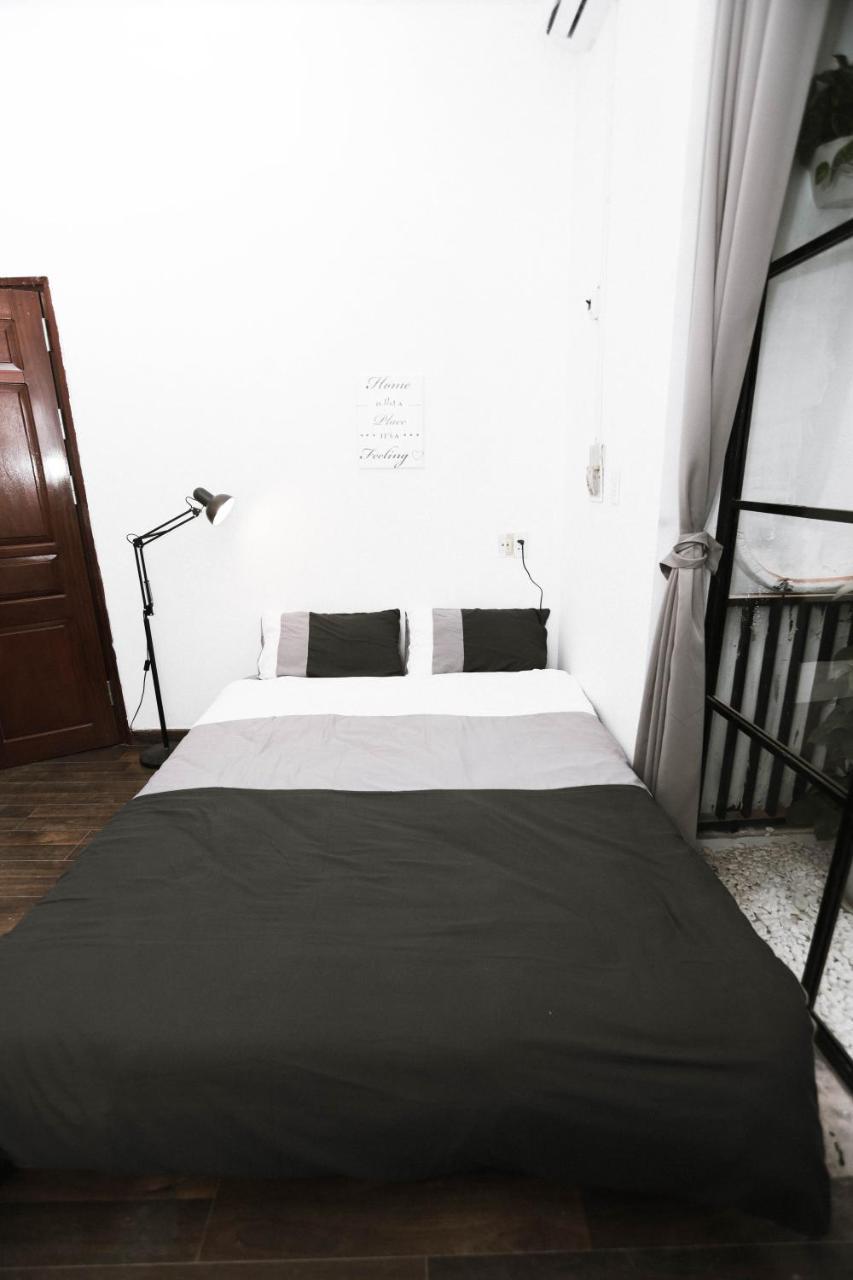 The Eyrie - Homestay In Hanoi Bagian luar foto