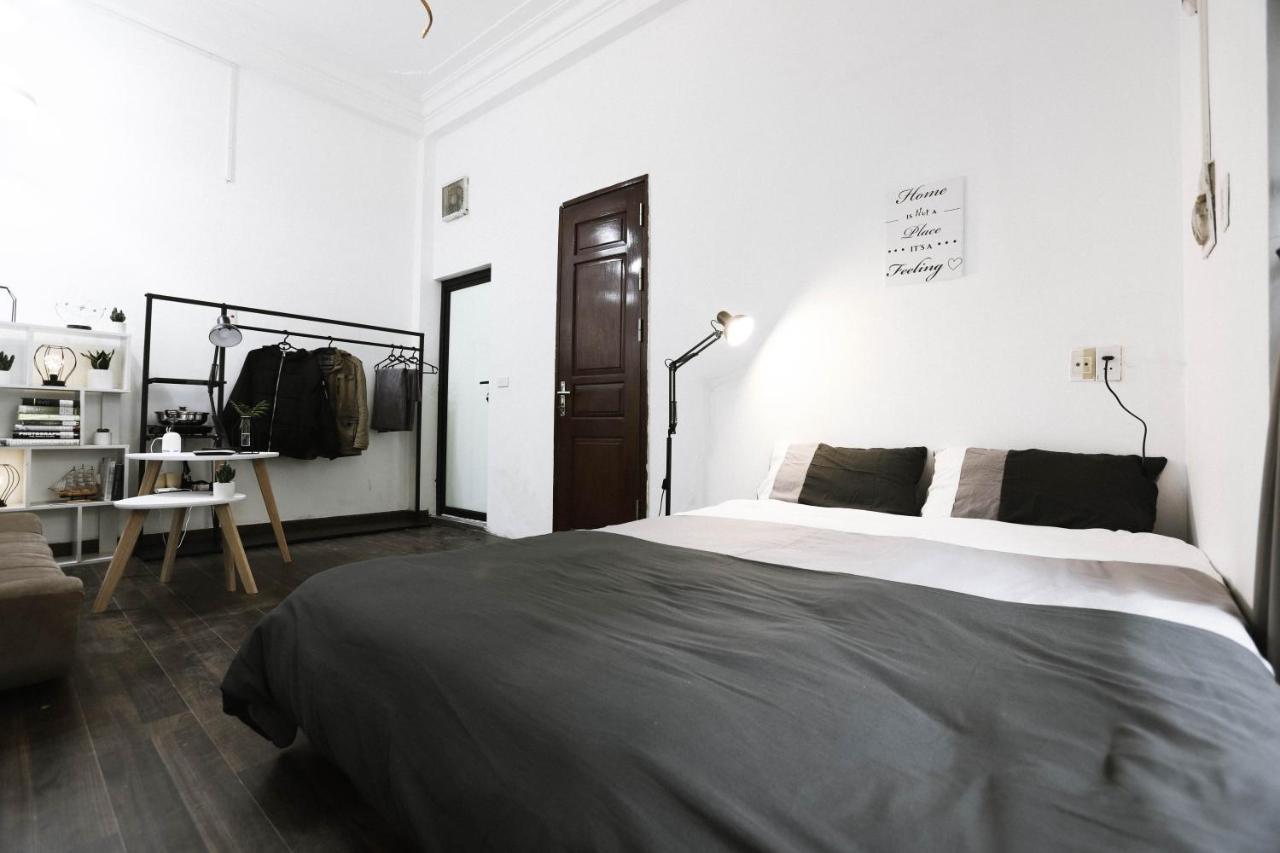 The Eyrie - Homestay In Hanoi Bagian luar foto